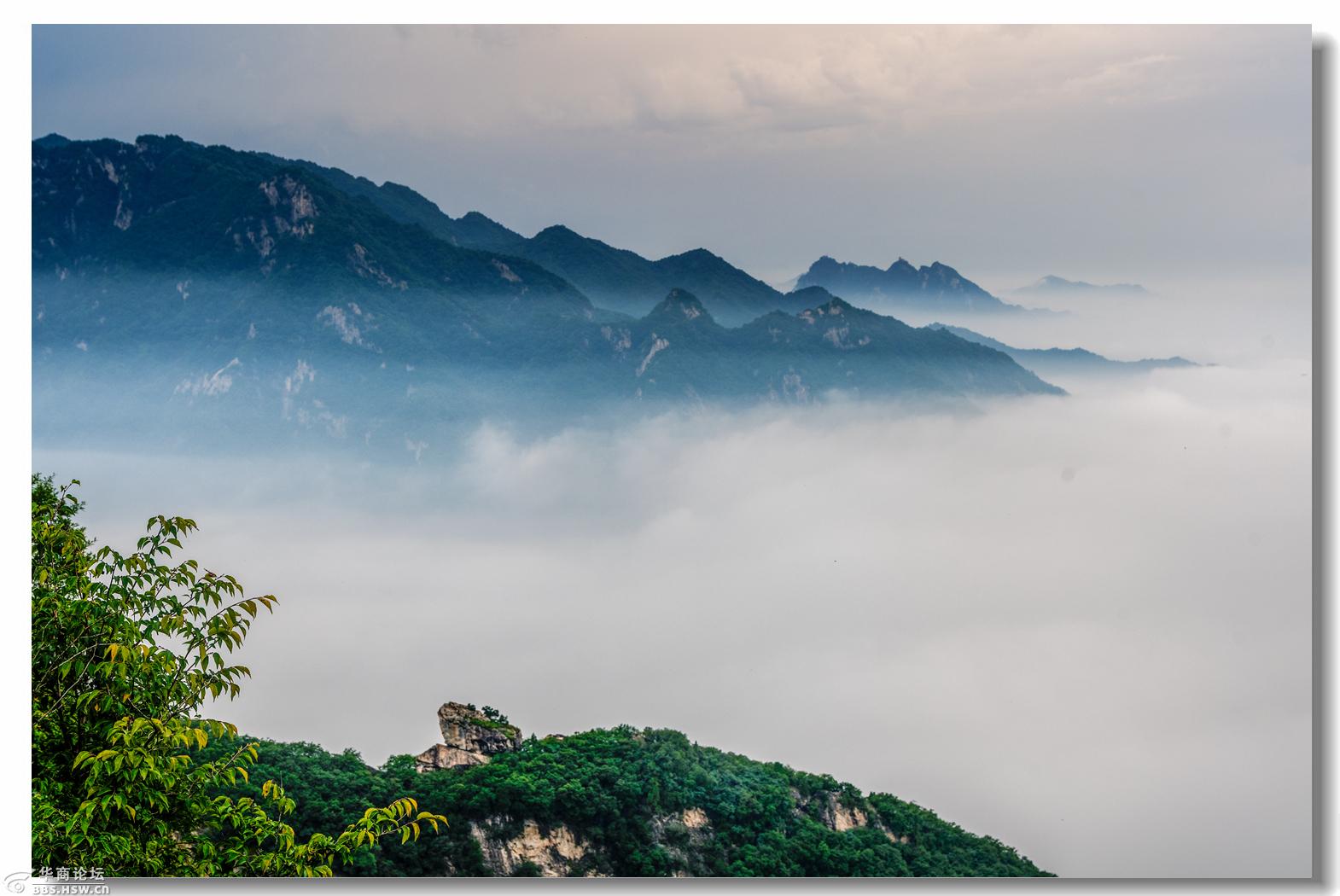 大美秦岭登顶嘉午台观龙脊赏云海