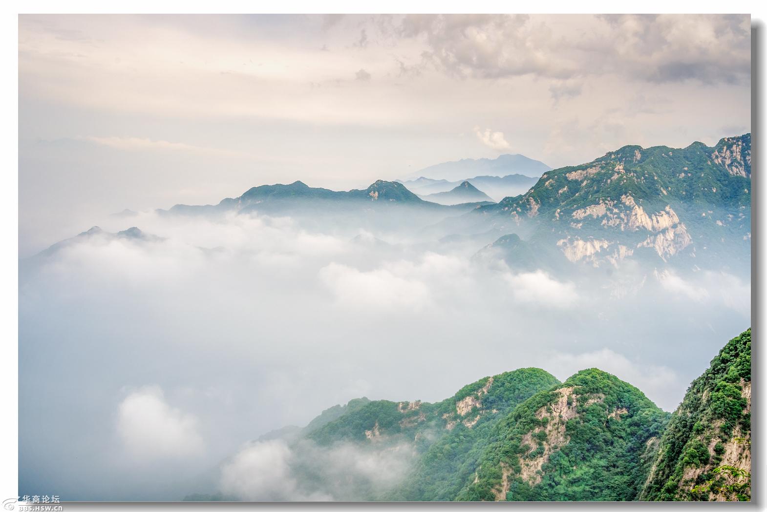 大美秦岭登顶嘉午台观龙脊赏云海