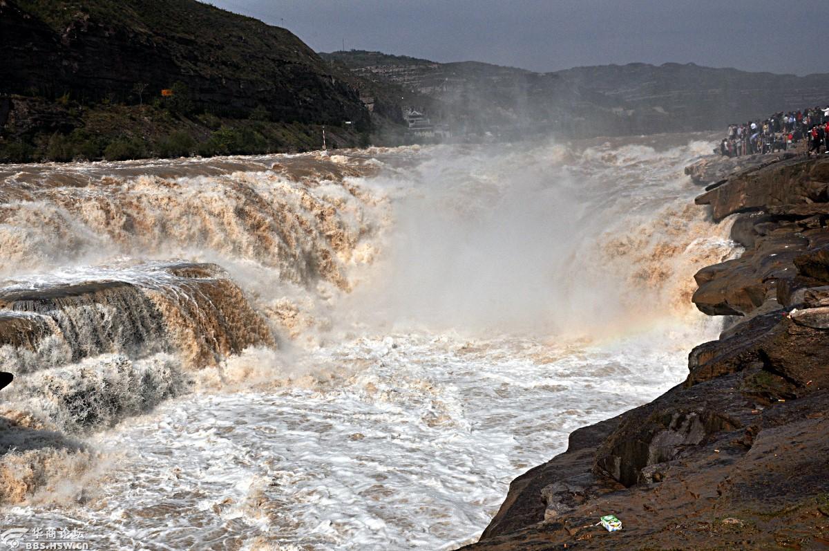中国梦黄河情奔腾陕西谱新篇万里黄河一壶收