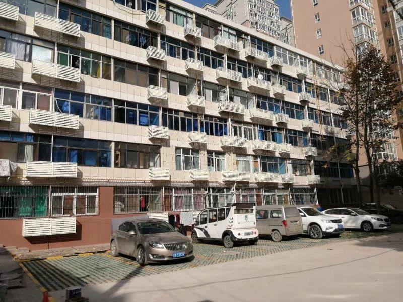 西安桃农小区翻新绿化变敞亮 改造效果被居民称赞