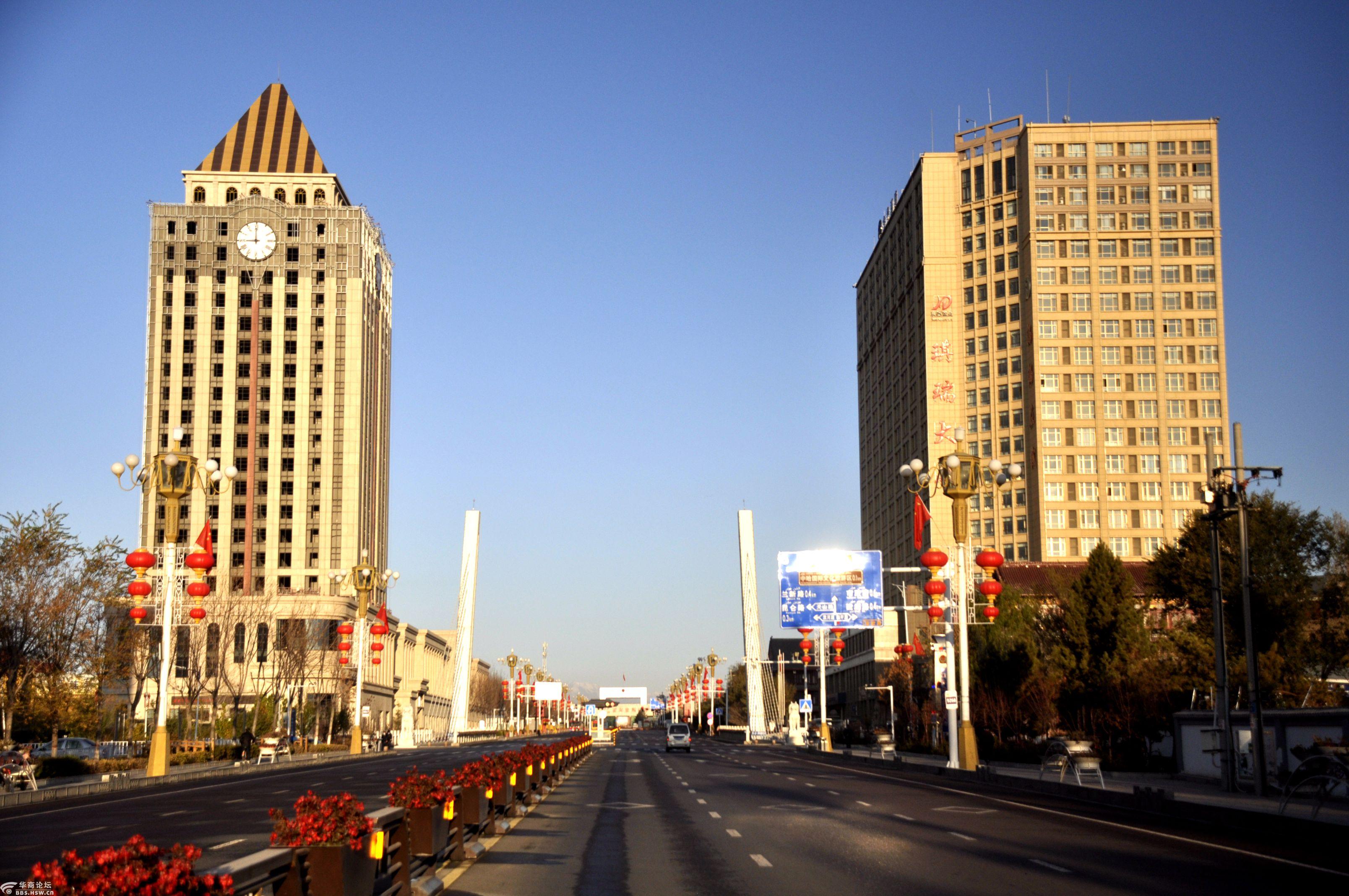 霍尔果斯国门前,龙游天下飚得欢!-游山玩水-华商论坛