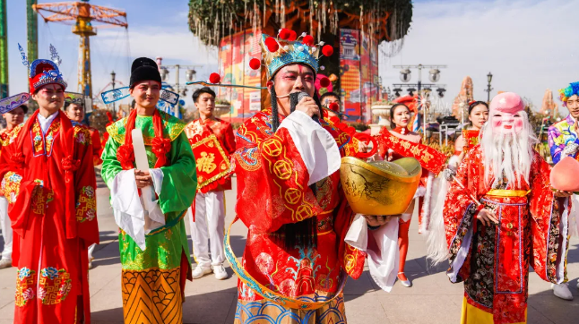 昆明池元宵节图片