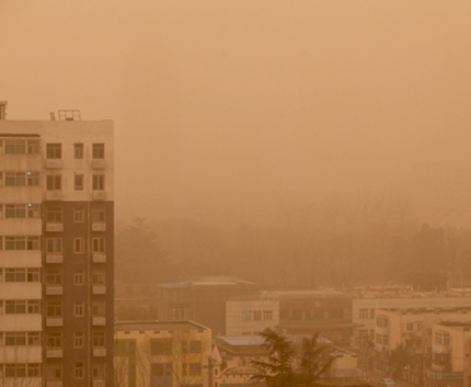 榆林发布沙尘暴橙色预警 目前已出现明显沙尘天气