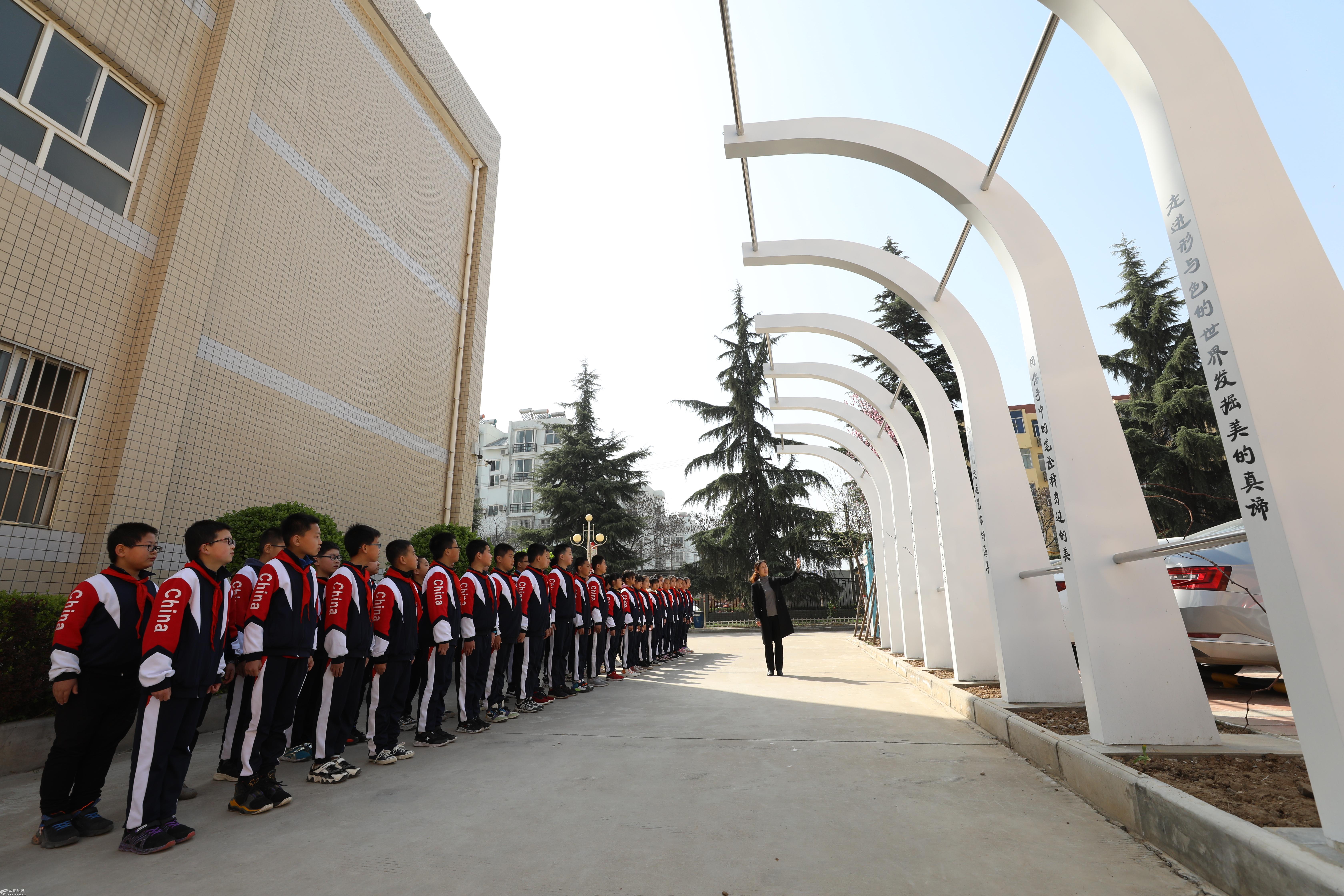 爱国主义教育在校园西安市惠安小学环境育人校园文化一瞥