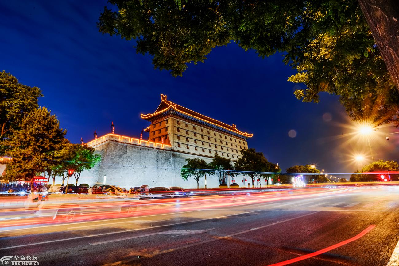 西安城墙十八门之安远门尚武门夜景图