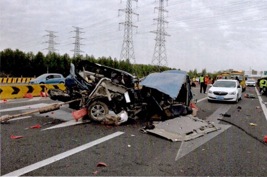 上海今日车祸事故图片