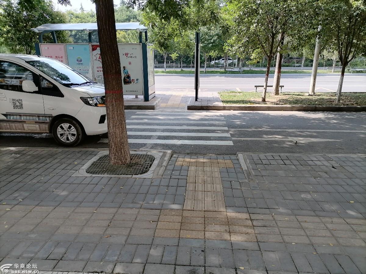 【见证西安】阎良航空基地无障碍公交站台挺不错-西安论坛-华商论坛