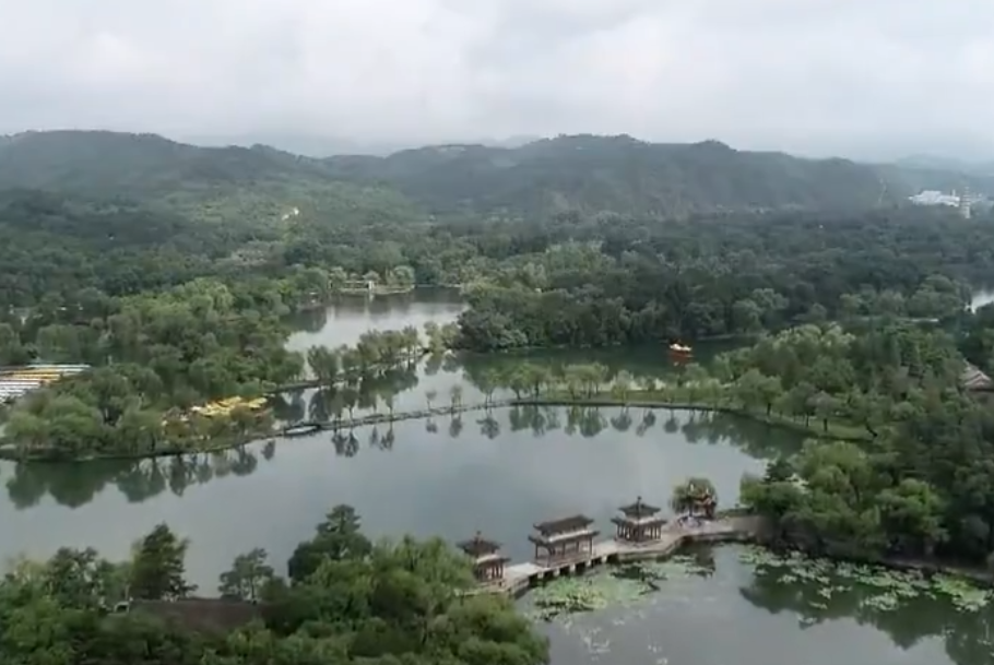 独家视频丨习近平在承德市考察调研