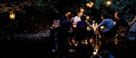 华商头条|精致露营：新中产的仲夏夜之梦