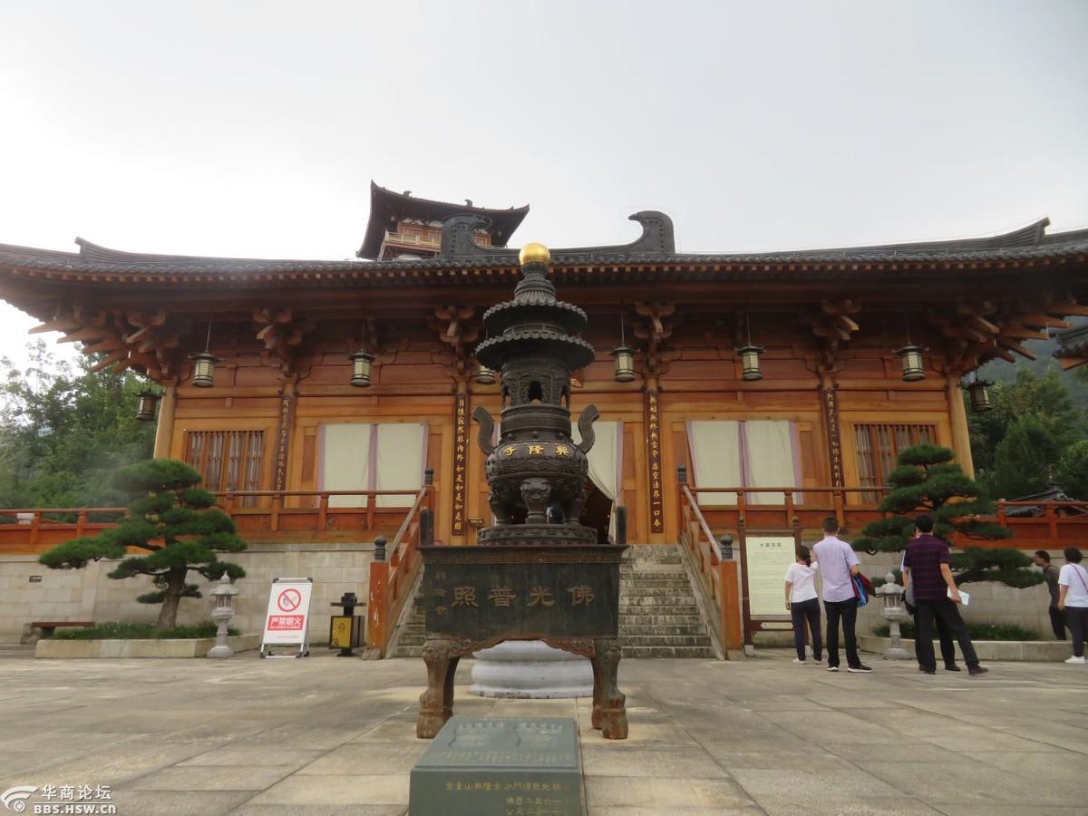 游览镇安金台山兴隆寺