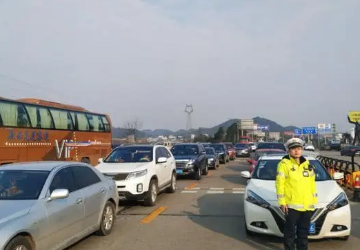 华商头条|陕西交警发布2022年春运道路交通安全预警提示