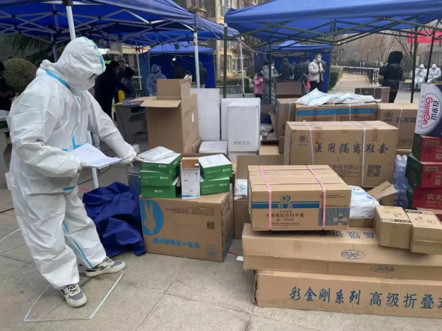 西安经开区首创国际城封控链专班同心抗疫终获胜利曙光