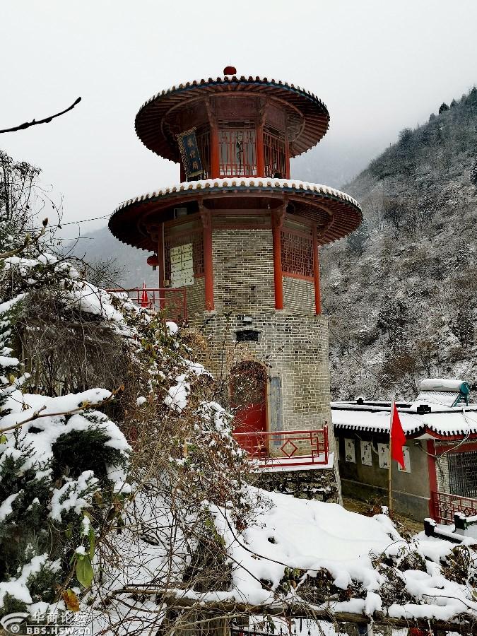 正月初七老顽童们相约子午峪金仙观赏雪