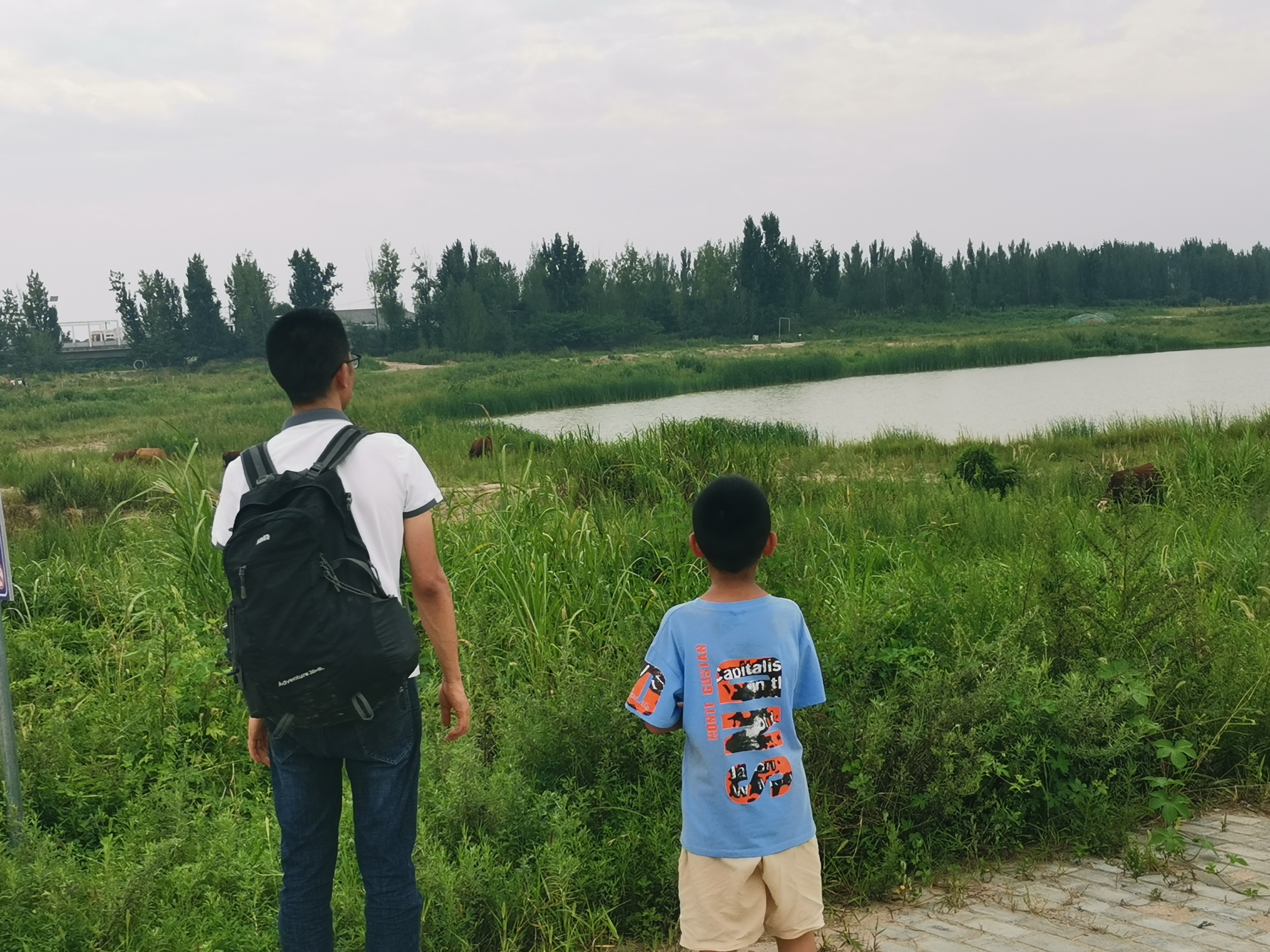 西安这对父子徒步走过6条河