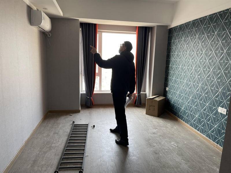 西安女子给“小城驿栈”交钱装修等出租 未料钱交了房子原封未动