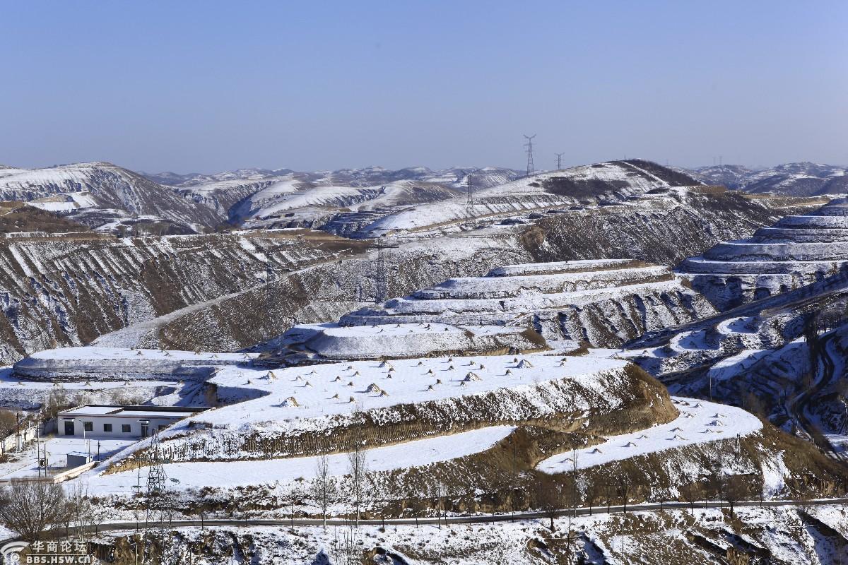雪后的陕北高原
