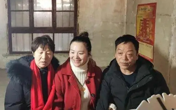 發布尋親短視頻讓她找到家 渭南女子33年后找到親生父母