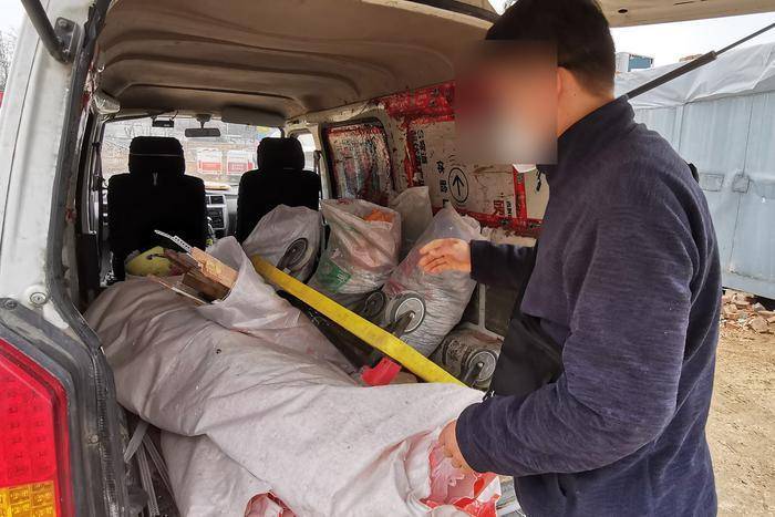 用户让货拉拉司机运输装修垃圾给指定环卫车 结果被雁塔城管处罚5000元