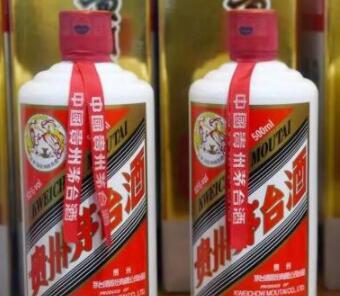 一瓶转手就能挣几百万？60多人买飞天茅台被骗超3亿