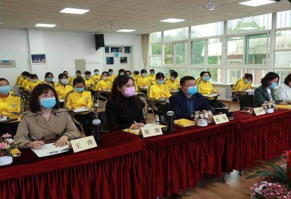 西安市雁塔区学前教育大讲堂第七期：重视卫生保健