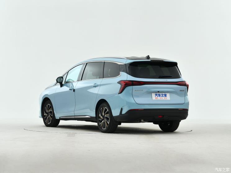 东风风行 风行·游艇 2022款 1.5T DCT揽月版
