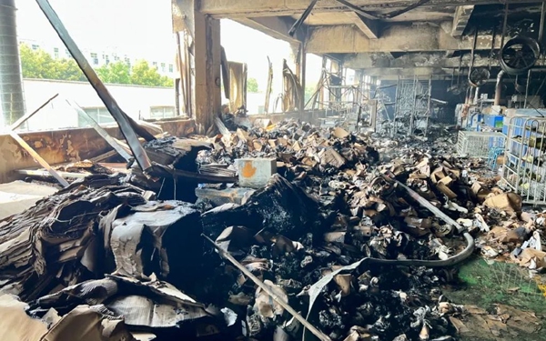 一场大火让鸿星尔克又火了