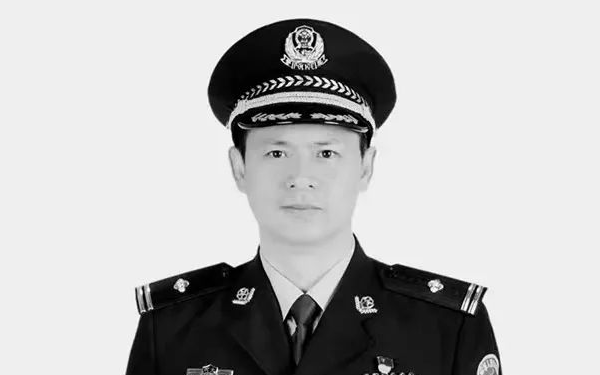 42岁民警刘亚斌殉职 曾在冬奥开幕式上传递国旗