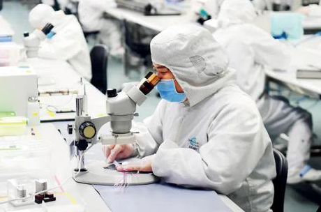 缝合线、人工血管高度依赖进口 中国医疗器械如何突破“卡脖子”？