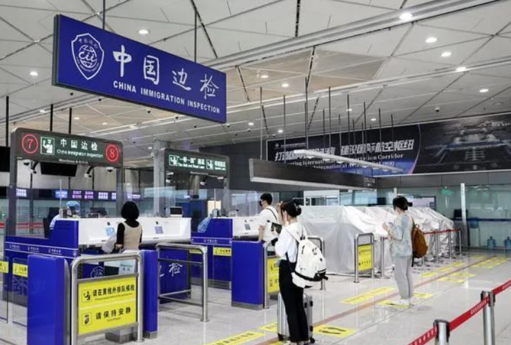 华商头条|西安咸阳国际机场国际客运航班正在逐步恢复运行