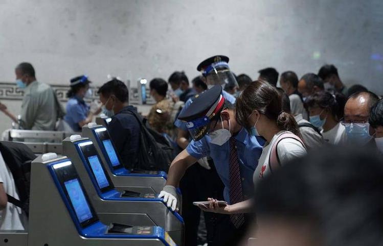 端午小长假第一天 铁路预计发送旅客28万人次