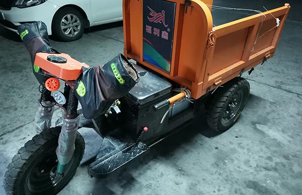 嫌疑人作案用的电动三轮车