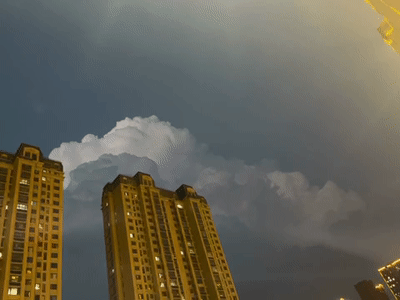 山东菏泽傍晚现“雷电云砧”？气象台：只是一般的雷暴云