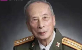 86岁“两弹一星”研究员拿到驾照：圆梦了 可陪老伴去看病买菜