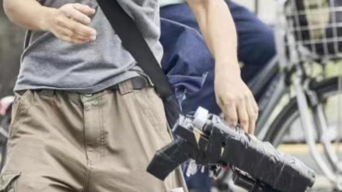 华商头条|日媒：嫌疑人将自制手枪伪装成照相机对安倍晋三实施枪击