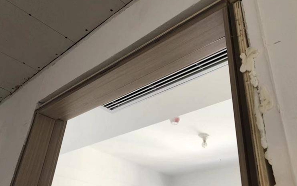 在华宇东原阅境买的精装房 跟着开发商收房时发现成了泡水房