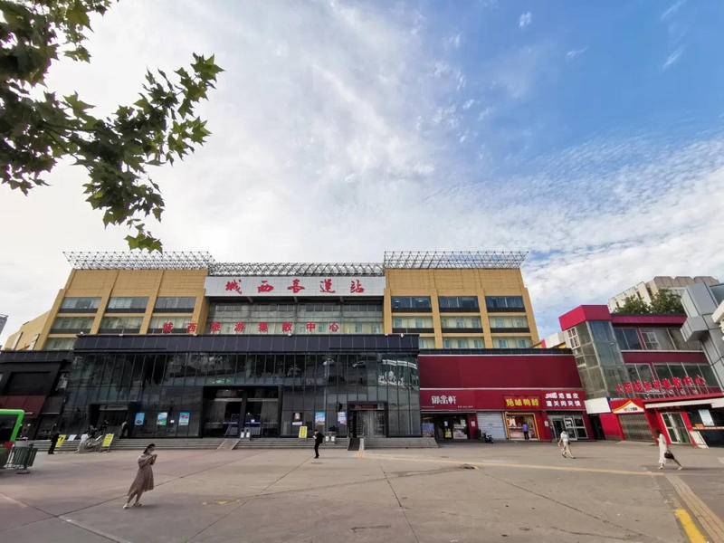 西安城西客运站除张家川、崇信、泾川、平凉外 其他线路暂停发车