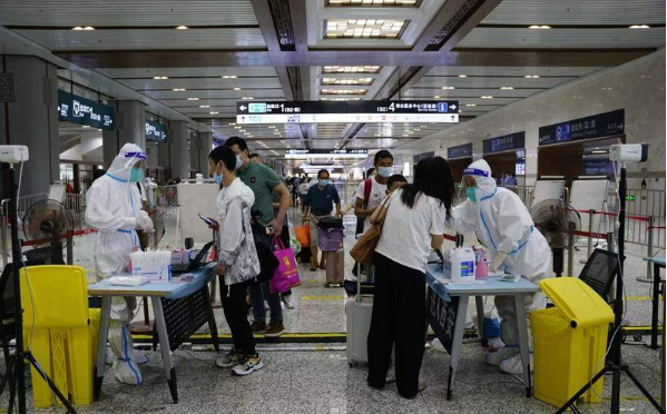 实地探访西安火车站出行情况：旅客出站做一次免费核酸检测