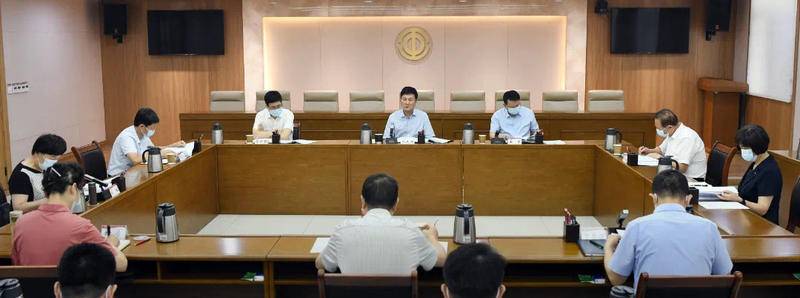 陕西省总工会召开党组会议 研究工会法治建设工作 郭大为主持并讲话