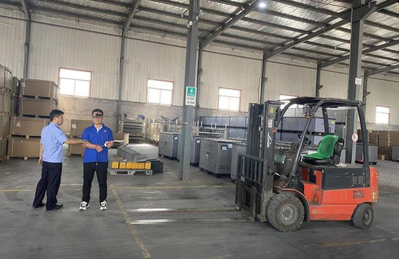 自家仓库的货咋出现在市场售卖？原是两员工监守自盗