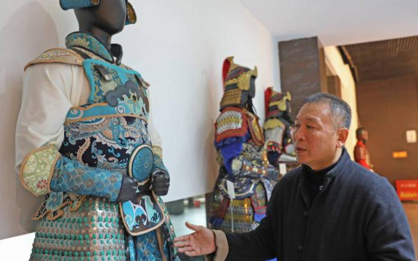 甲胄非遗传承人张春永 不止钻在复原甲胄的世界里