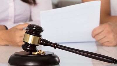 华商头条|卷入华晨汽车债券违约案 申万宏源子公司被起诉