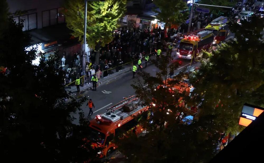 辽宁女孩在韩国踩踏事故中遇难：第一次去梨泰院，5岁孩子还不知道妈妈走了