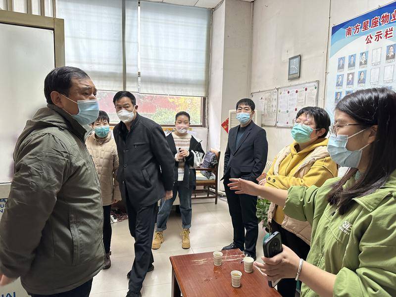 业主和物业因暖气费与物业费交纳起争执 社区：先解决供暖费问题  再协调其他问题