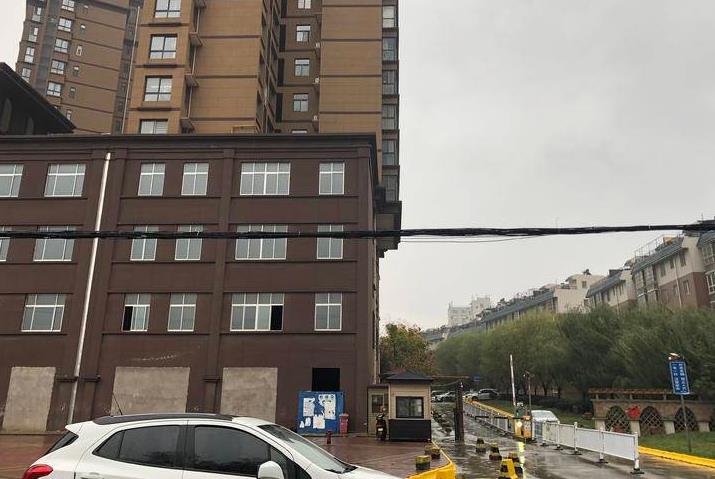 西安一男子去年刚买的房却要补交3年空置取暖费？ 开发商表示会解决