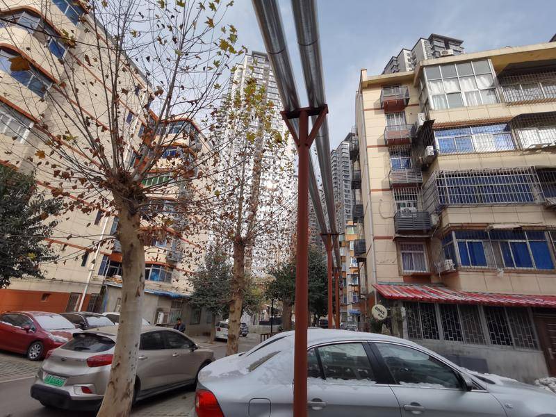 老小区因加压爆管 一栋楼短期内无法正常供热