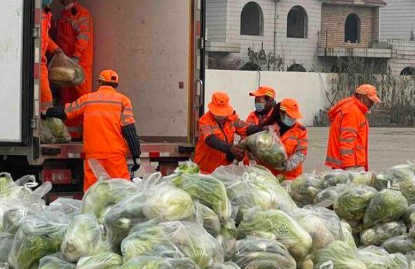 爱心助农 直播带菜丨西安中学购近2万斤蔬菜培养学生助人意识