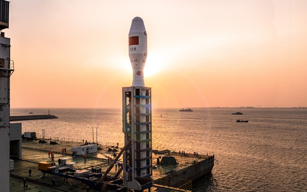 商业航天新突破！航天科技四院助力我国首型海上热发射固体运载火箭捷龙三号首飞成功