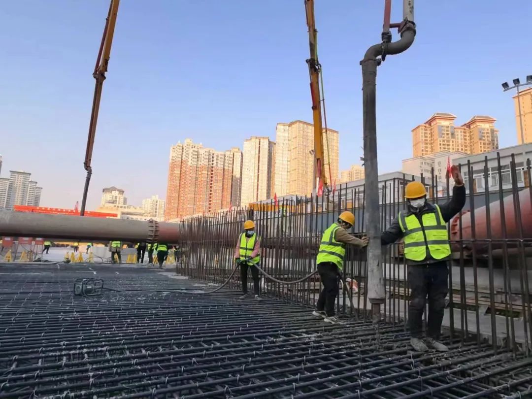 西安地铁8号线红庙坡站顺利封顶 截至目前全线23座车站已封顶