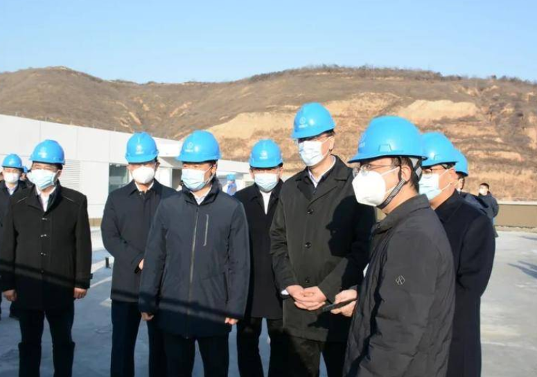 铜川市委书记李九红一行到航天六院165所宇航新动力铜川试验中心建设现场调研