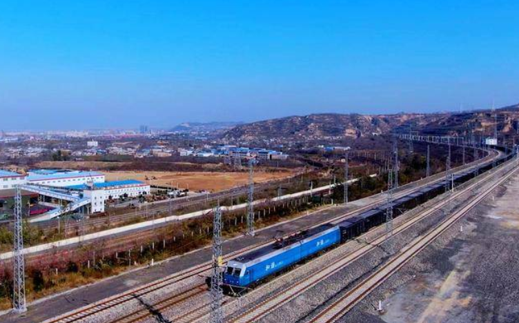 浩吉铁路2022年货运量突破9000万吨大关